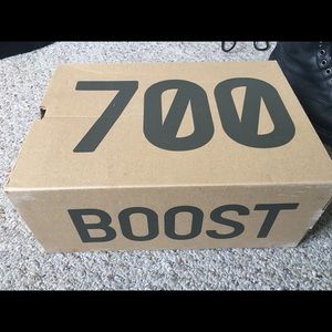 Adidas Yeezy Boost 700 “Inertia”